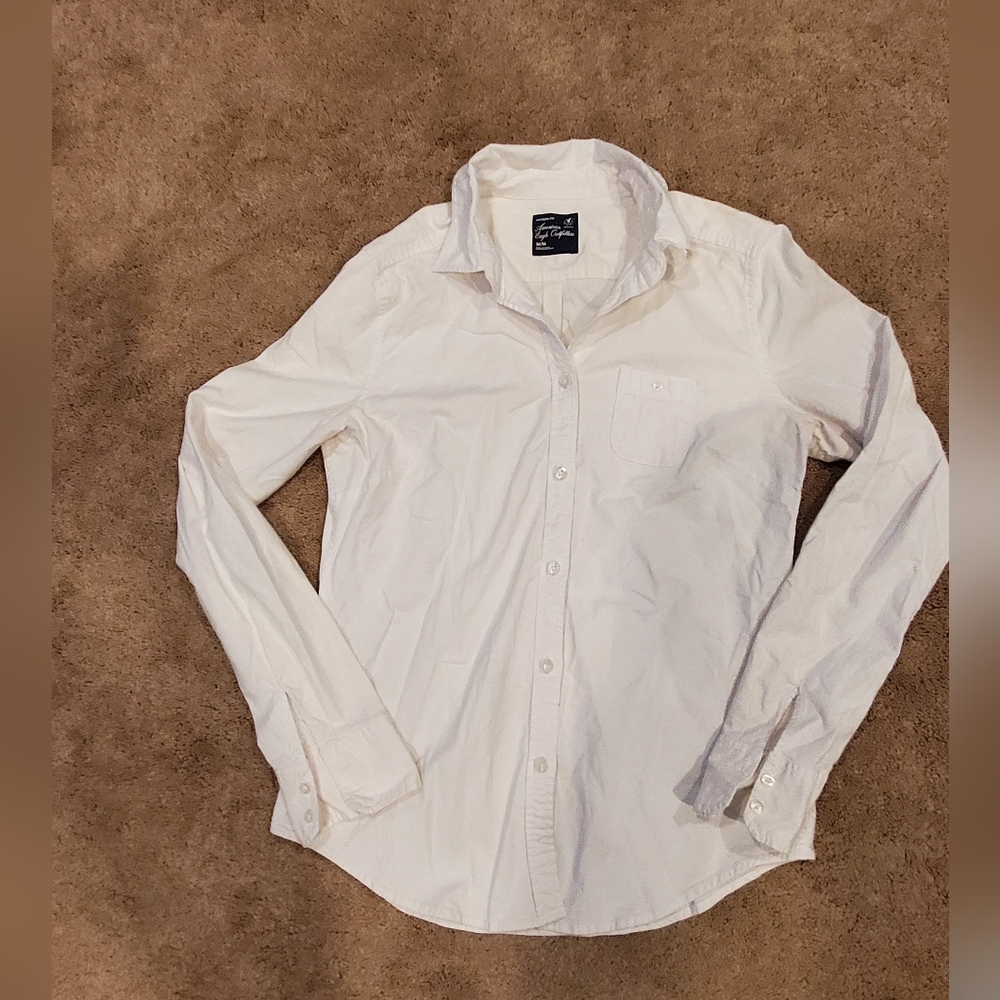 American Eagle white button down